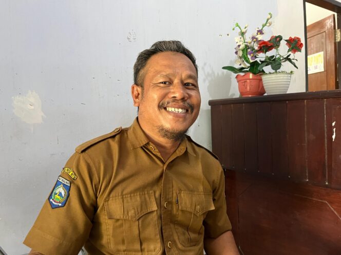 
 Panitia Seleksi Perangkat Desa Kuripan Utara Jamin Transparansi, Empat Calon Perebutkan Kursi Perangkat Kewilayahan (Kadus)