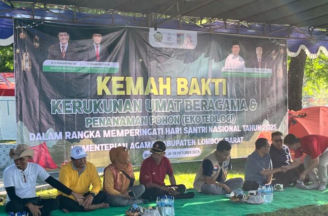 
 Sukseskan Program Ekoteologi, Kemenag Lobar Tanam Ratusan Pohon Buah dan Kemah Bakti dalam Rangka Hari Santri 2025